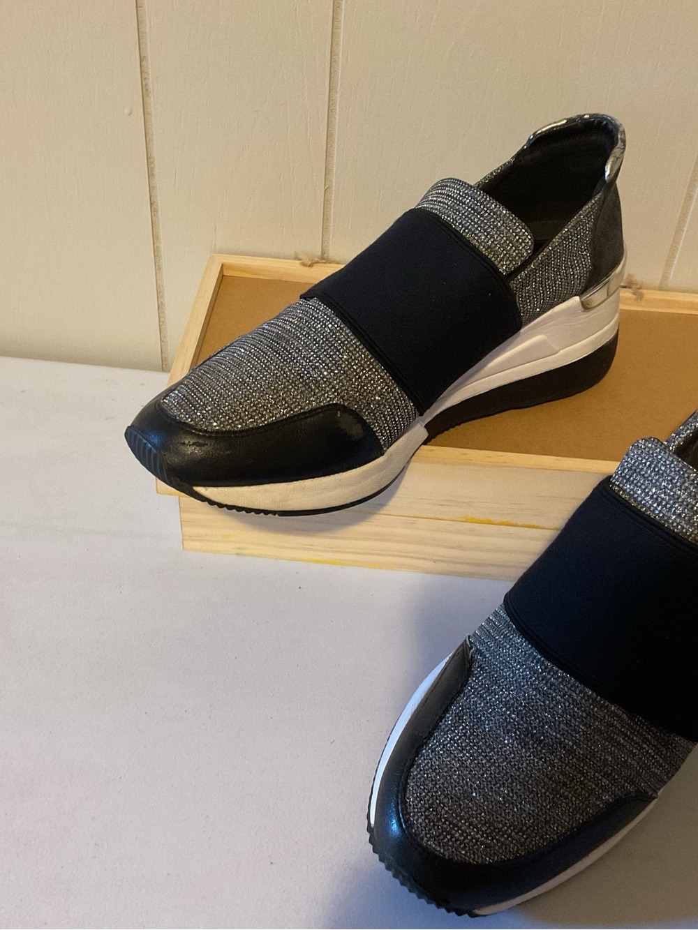 Michael Kors Embellished Black Slip-On Platform Sneakers Size 10 M - Picture 4 of 7